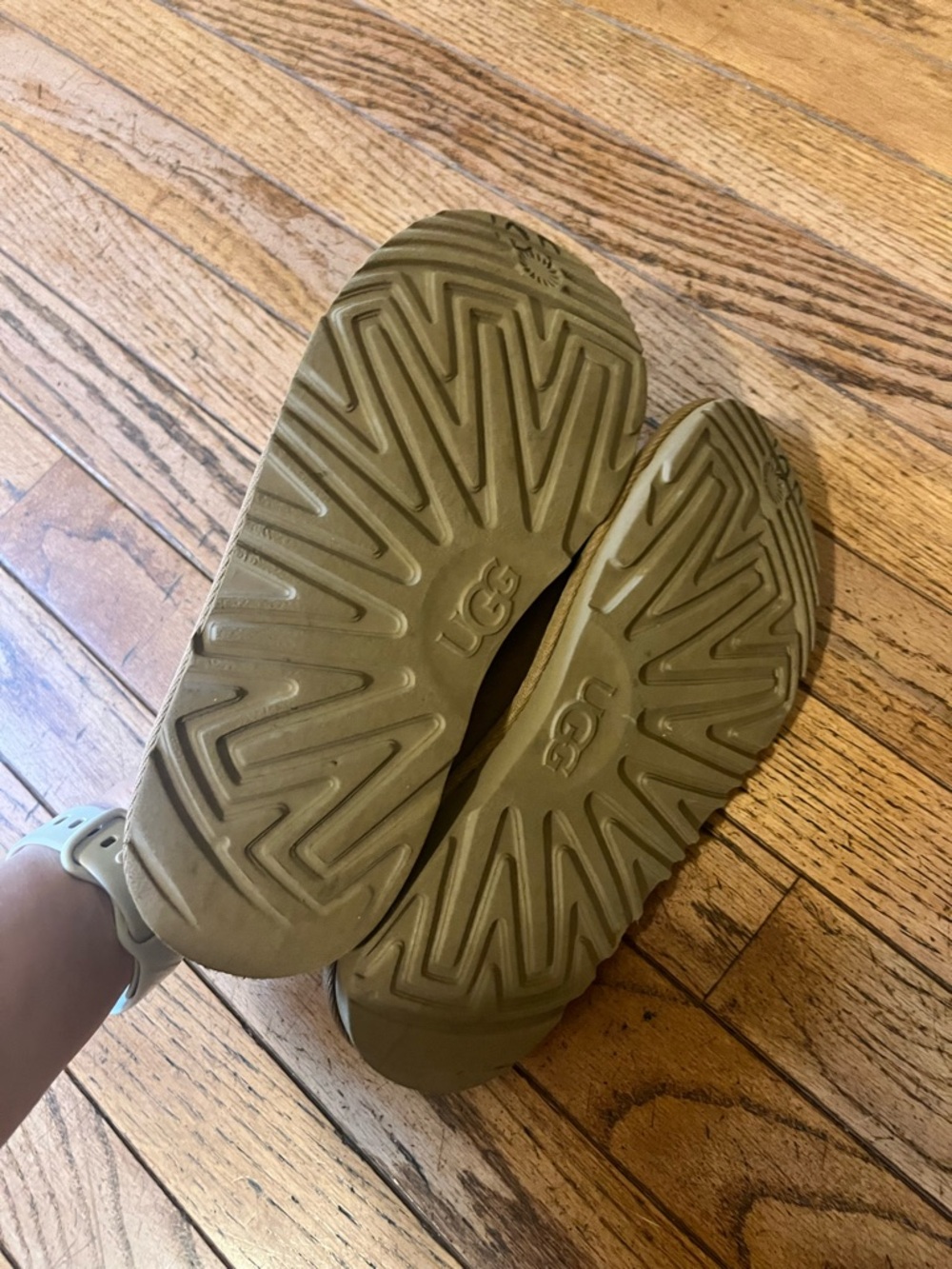 Girls Ugg Tan Tasman Slides - Picture 5 of 5